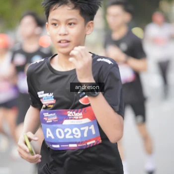 Runner Photo 3825234