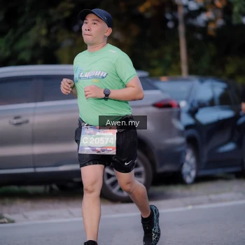 Runner Photo 3825235