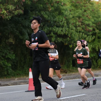 Runner Photo 3825276