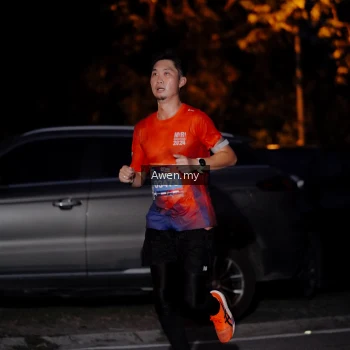 Runner Photo 3825294