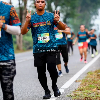 Runner Photo 3825305