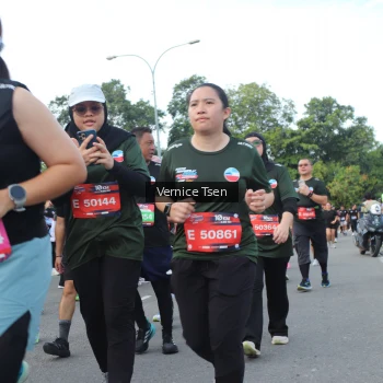 Runner Photo 3825315