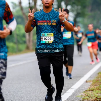 Runner Photo 3825317