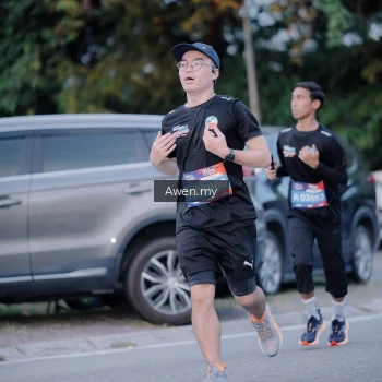 Runner Photo 3825358