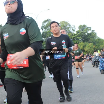 Runner Photo 3825375