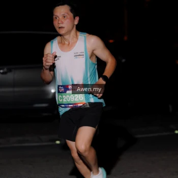 Runner Photo 3825392