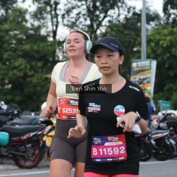 Runner Photo 3825407