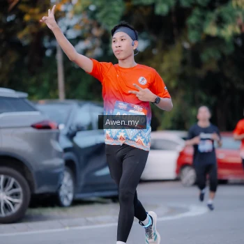 Runner Photo 3825415