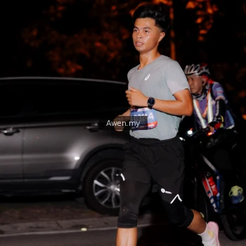 Runner Photo 3825417