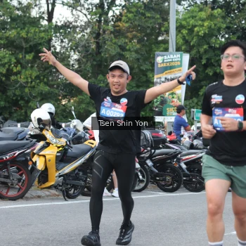 Runner Photo 3825423