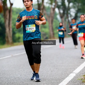 Runner Photo 3825425