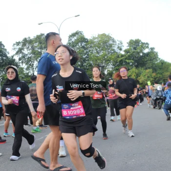 Runner Photo 3825437