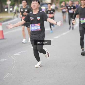 Runner Photo 3825454