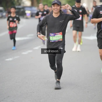 Runner Photo 3825486