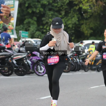 Runner Photo 3825538