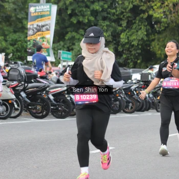 Runner Photo 3825606