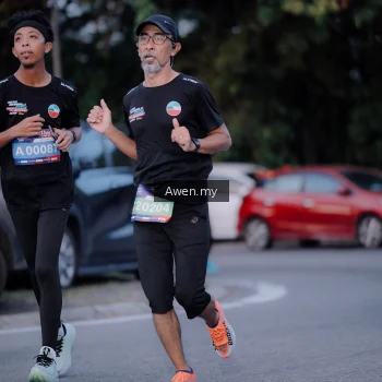 Runner Photo 3825637
