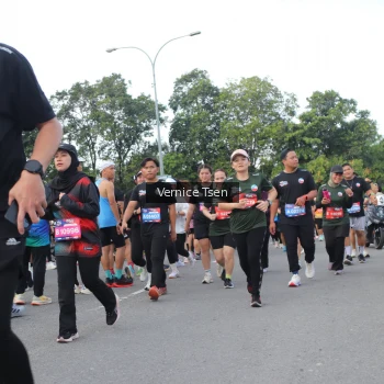 Runner Photo 3825639