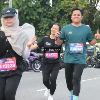 Runner Photo 3825660