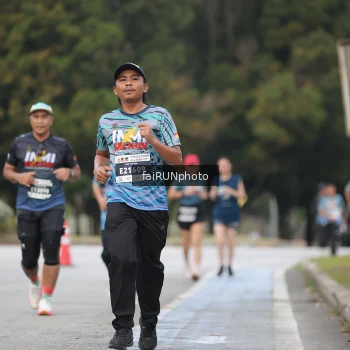 Runner Photo 3825672