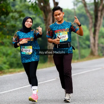 Runner Photo 3825676