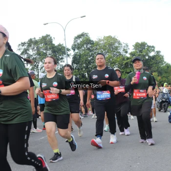 Runner Photo 3825689