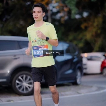 Runner Photo 3825739