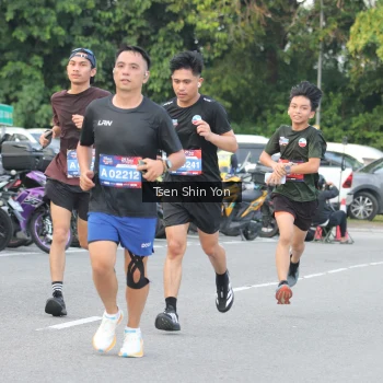 Runner Photo 3825781