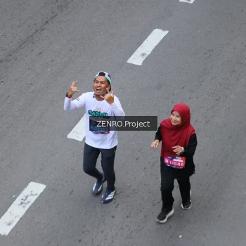 Runner Photo 3825810