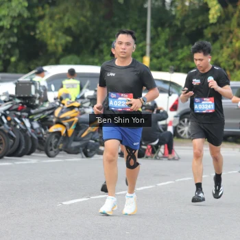 Runner Photo 3825811