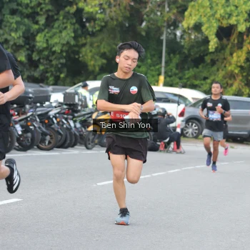 Runner Photo 3825814