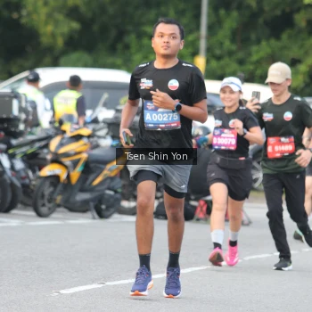 Runner Photo 3825828