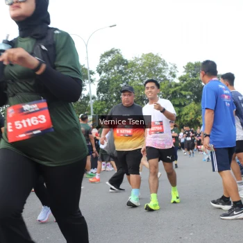 Runner Photo 3825837