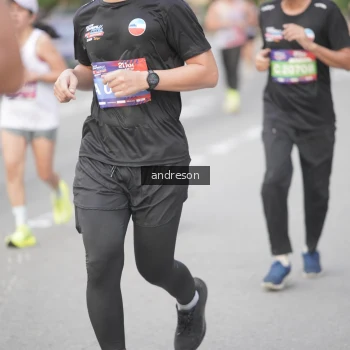 Runner Photo 3825868