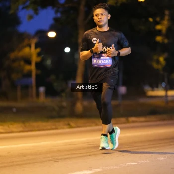 Runner Photo 3825873