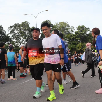 Runner Photo 3825877