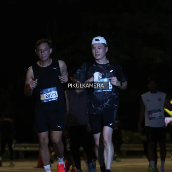 Runner Photo 3825890