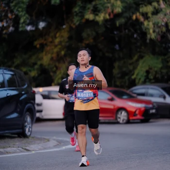 Runner Photo 3825917