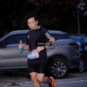 Runner Photo 3825928