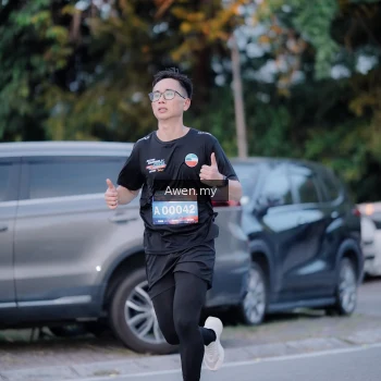 Runner Photo 3825940