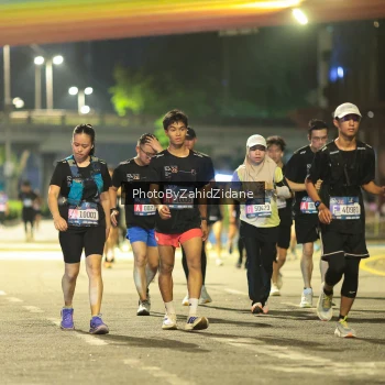 Runner Photo 3825946