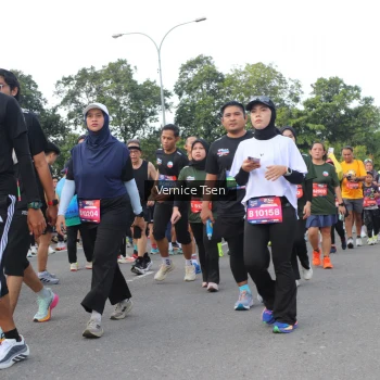 Runner Photo 3826022