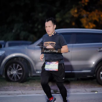 Runner Photo 3826065