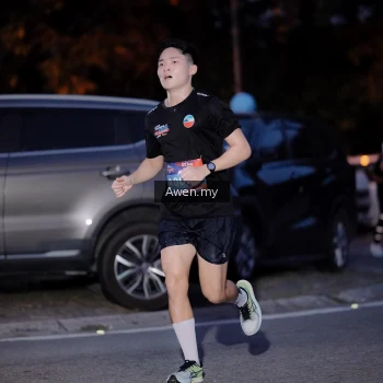 Runner Photo 3826181