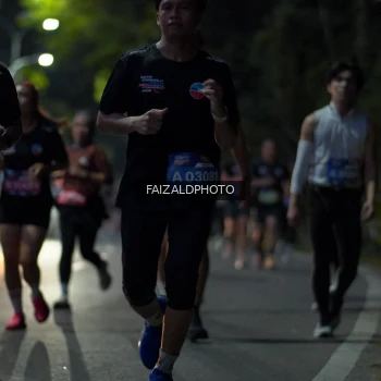 Runner Photo 3826273