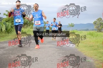 Runner Photo 382634