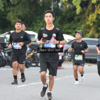 Runner Photo 3826510