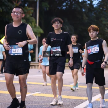 Runner Photo 3826513