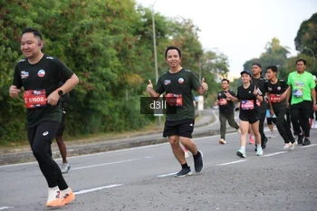 Runner Photo 3826514