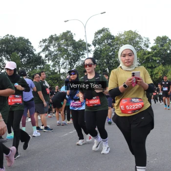 Runner Photo 3826595